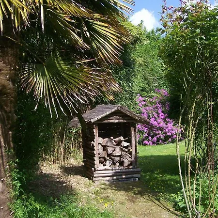 Les Rhodos Noirpalu