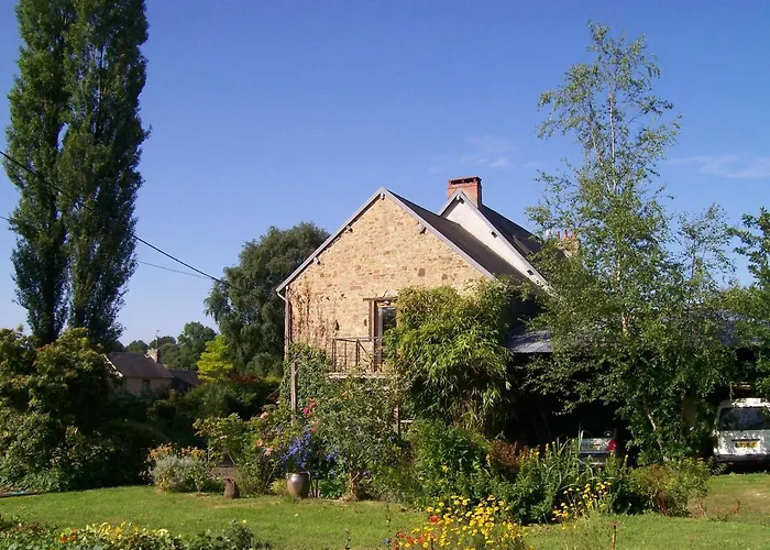 Les Rhodos ベッド・アンド・ブレックファスト Noirpalu